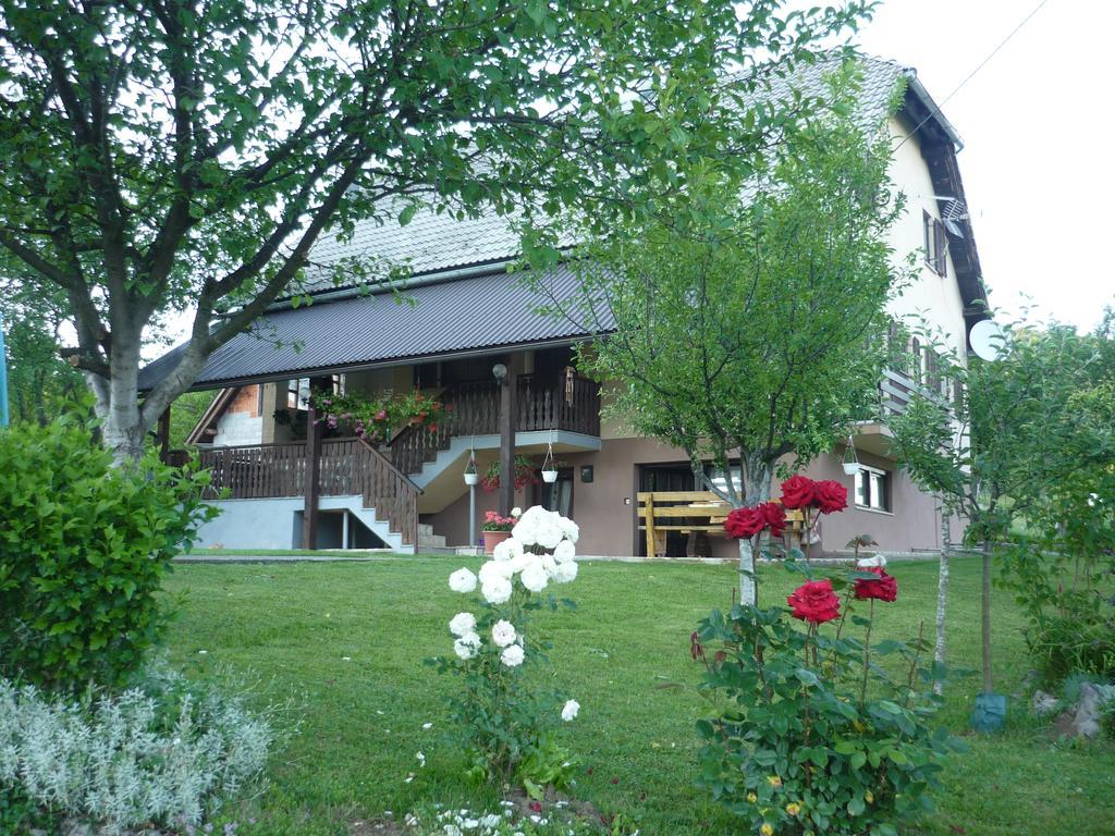 Guesthouse Anka Plitvica selo Exteriör bild