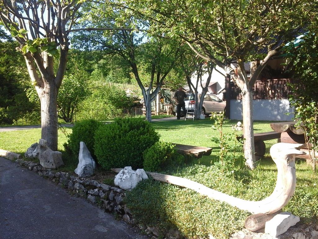 Guesthouse Anka Plitvica selo Exteriör bild